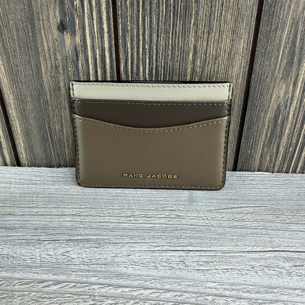 Marc Jacobs Colorblock Saffiano Leather Card Holder Wallet Brown Beige